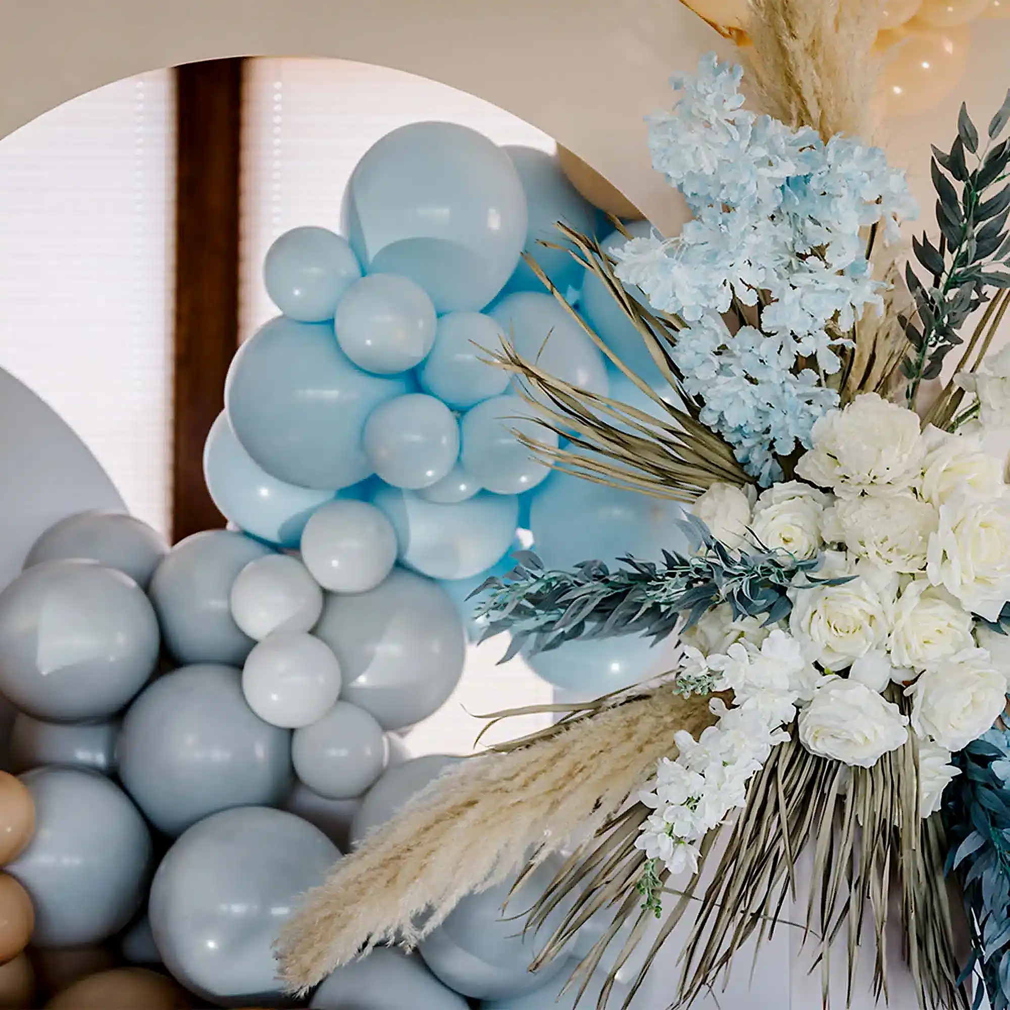 angelos-vendors-balloons Welcome to Angelos Cabarita