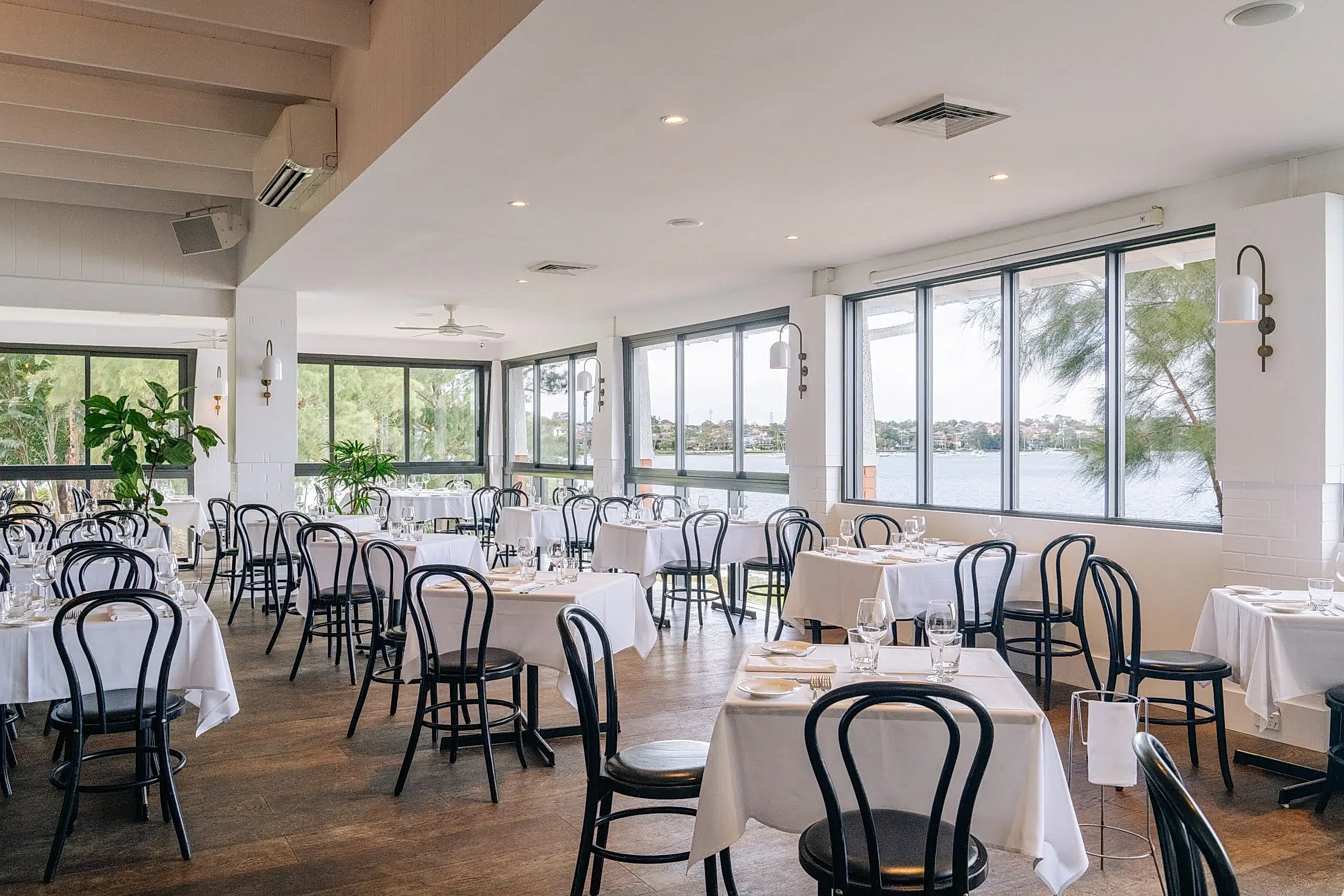 Welcome to Angelos Cabarita